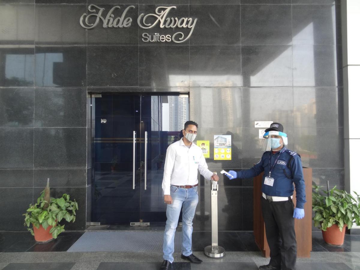 Hide Away Suites Noida Exterior photo