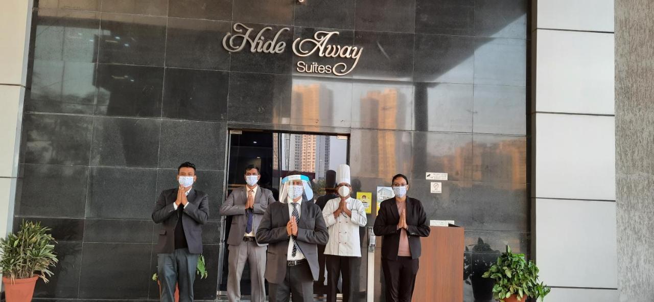 Hide Away Suites Noida Exterior photo